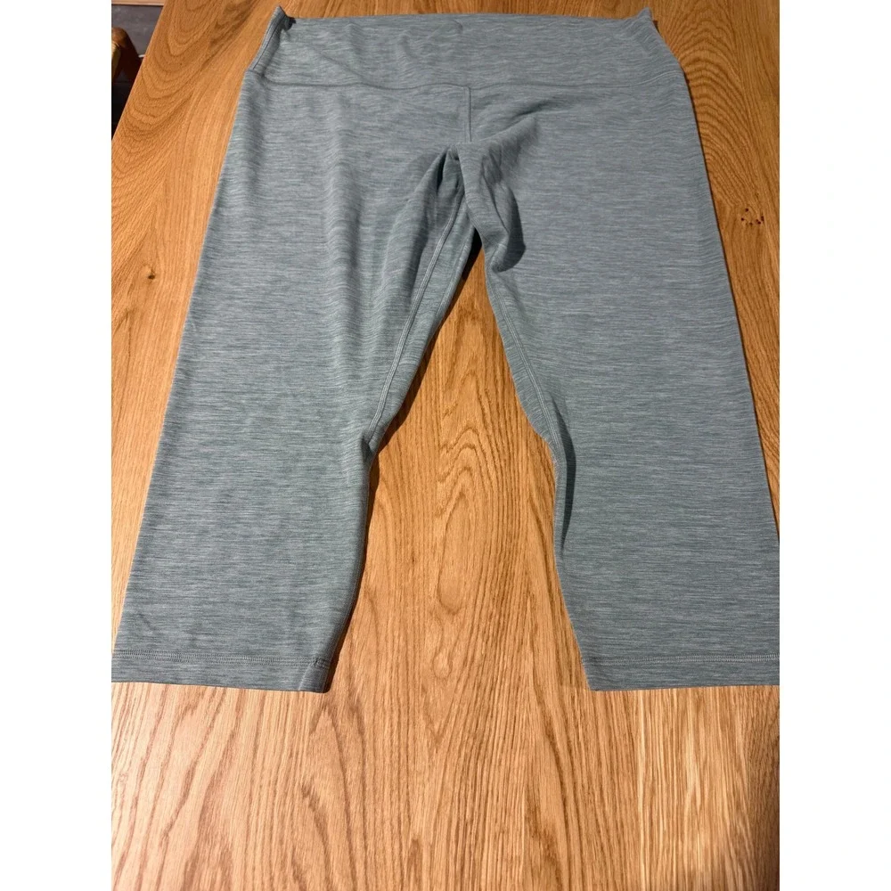 Lululemon Athletica Align High-Rise Crop 21